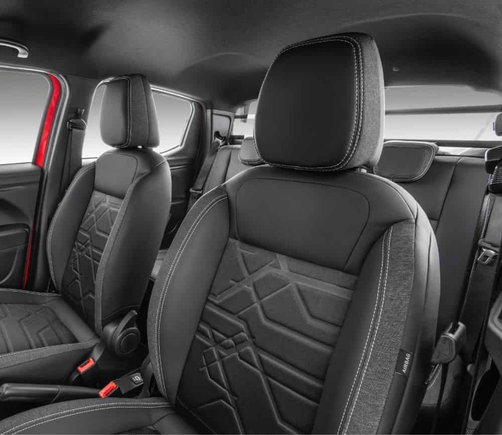 Carros Novos Strada ESPAÇO E CONFORTO Comauto Carros Novos Strada ESPAÇO E CONFORTO Comauto